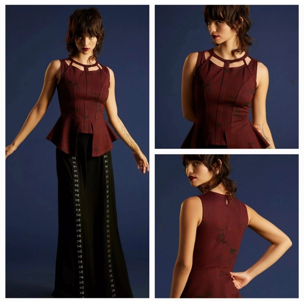 Her Universe Marvel Doctor Strange Wanda Maximoff Womens Maroon Tank Top Size 1X